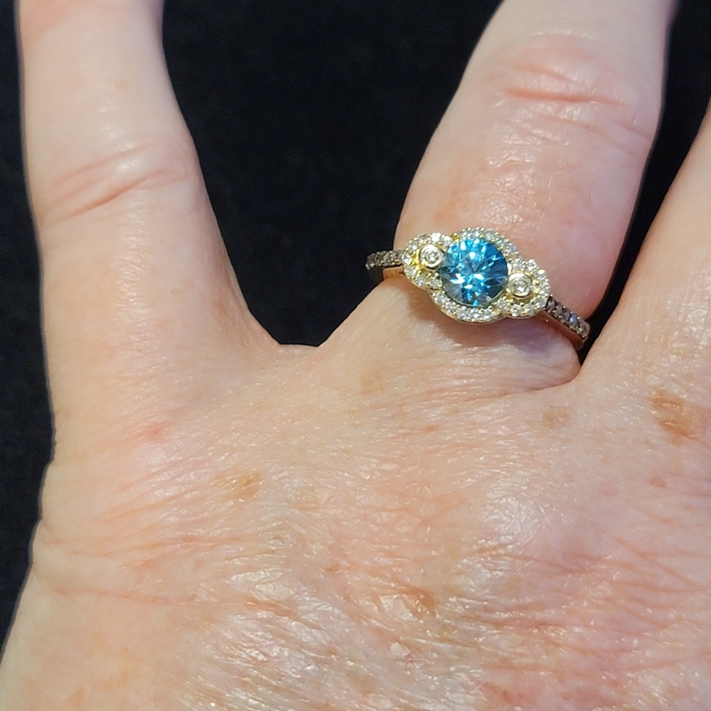 LeVian blue zircon and diamond ring 14k honey gold sz 7